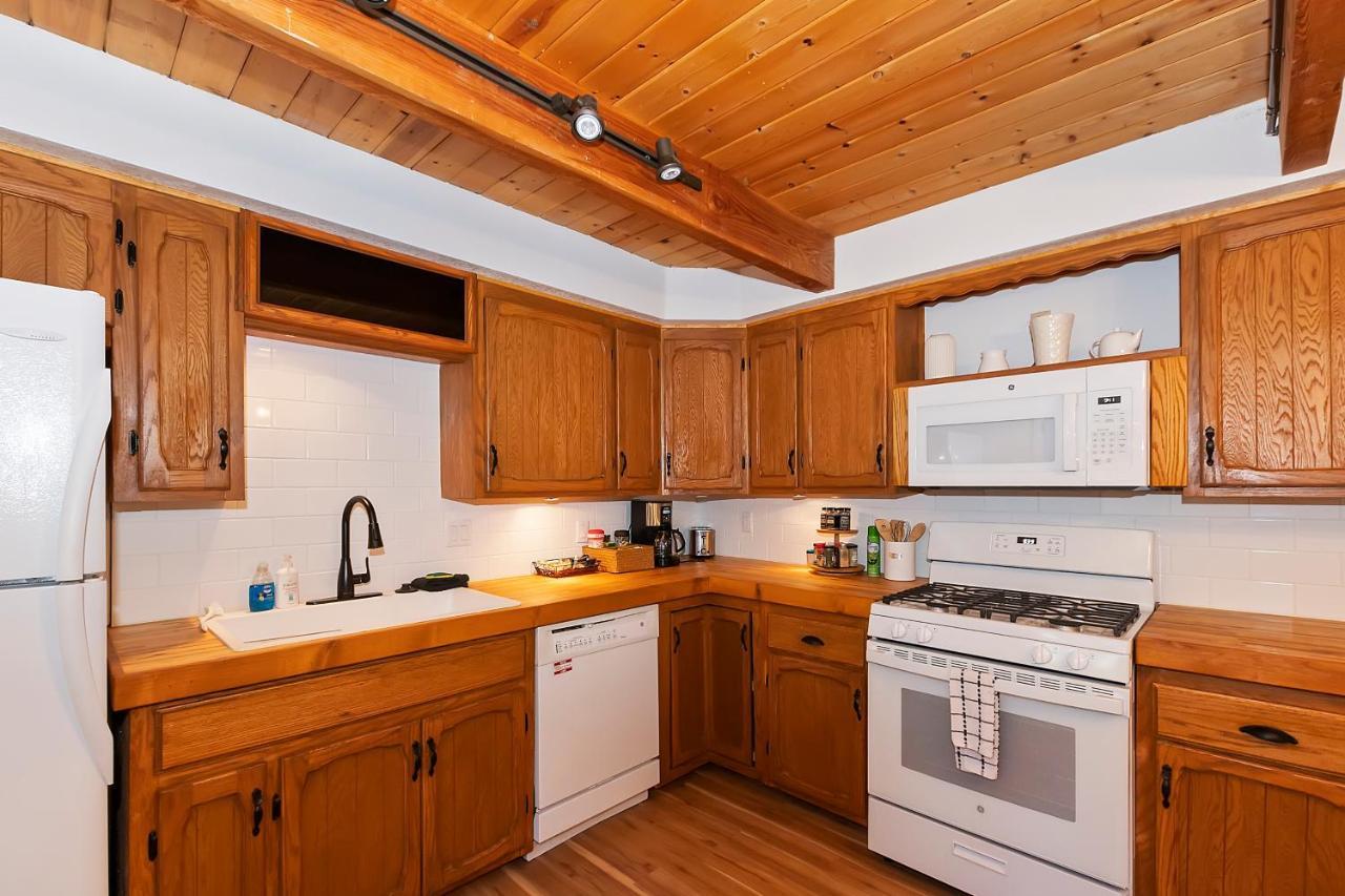 Summit Happy Cabin With Hot Tub! High Speed Ev Hookup, Close To Slopes Big Bear Lake Eksteriør bilde