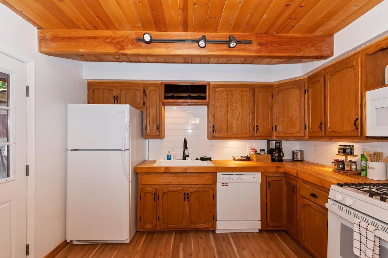 Summit Happy Cabin With Hot Tub! High Speed Ev Hookup, Close To Slopes Big Bear Lake Eksteriør bilde